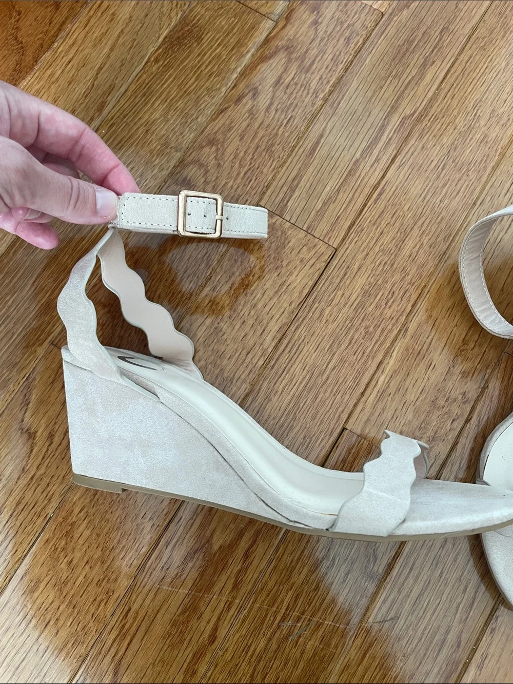 Ankle‑Buckle Scalloped Strap Sandals in Cream